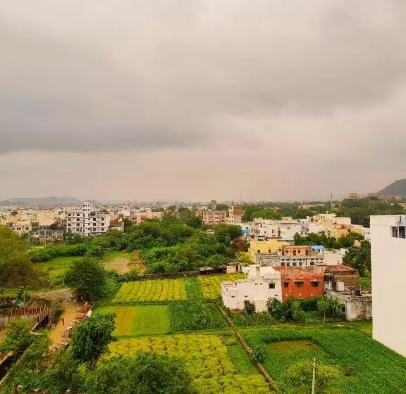 Hotelli Veer Palace Near Udaipole Udaipur