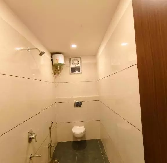 Hotelli Veer Palace Near Udaipole Udaipur