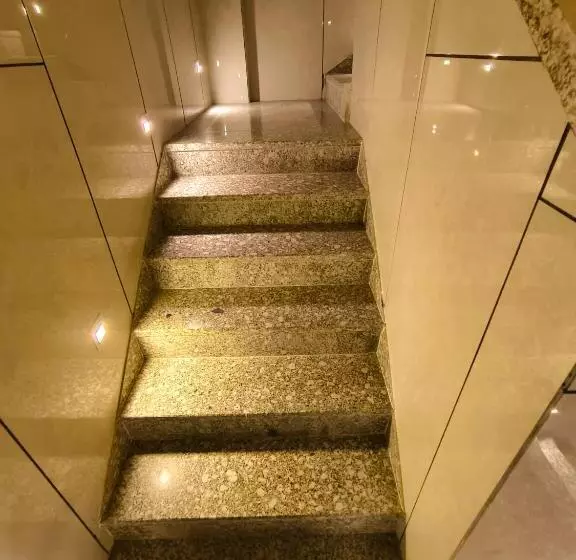 Hotelli Veer Palace Near Udaipole Udaipur