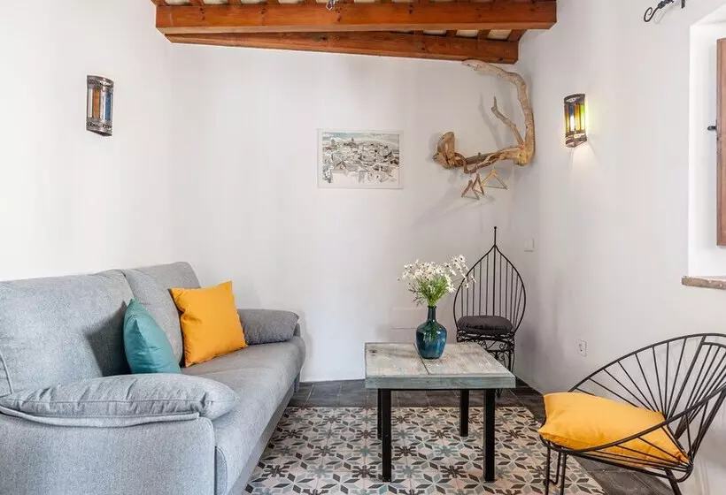 پانسیون Casa Lunarito