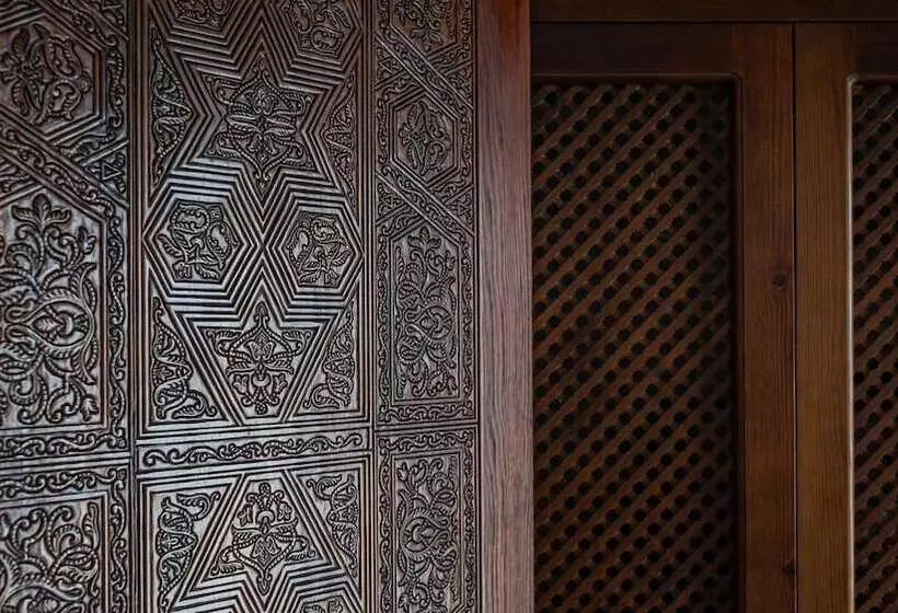 پانسیون Casa Lunarito