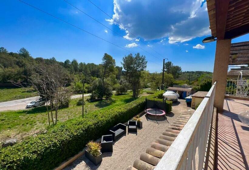 ペンション Haut De Villa Avec Piscine Privative