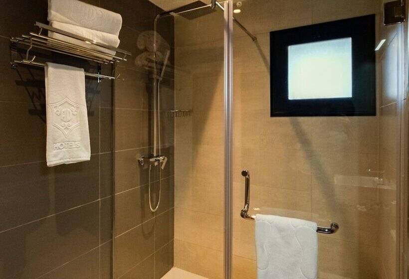 Ad Hotel Pont D Hydra