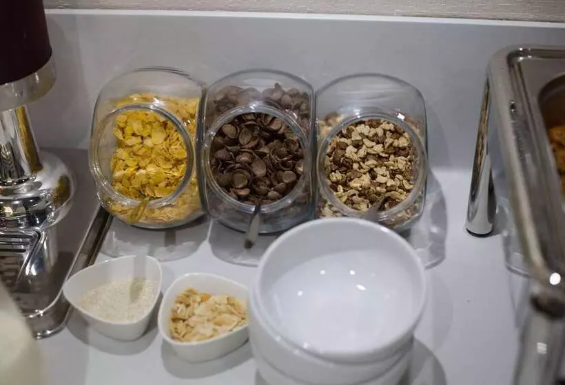 Ad Hotel Pont D Hydra