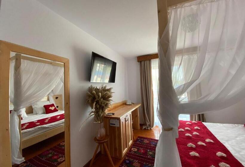 Pensão Paradisul Verde