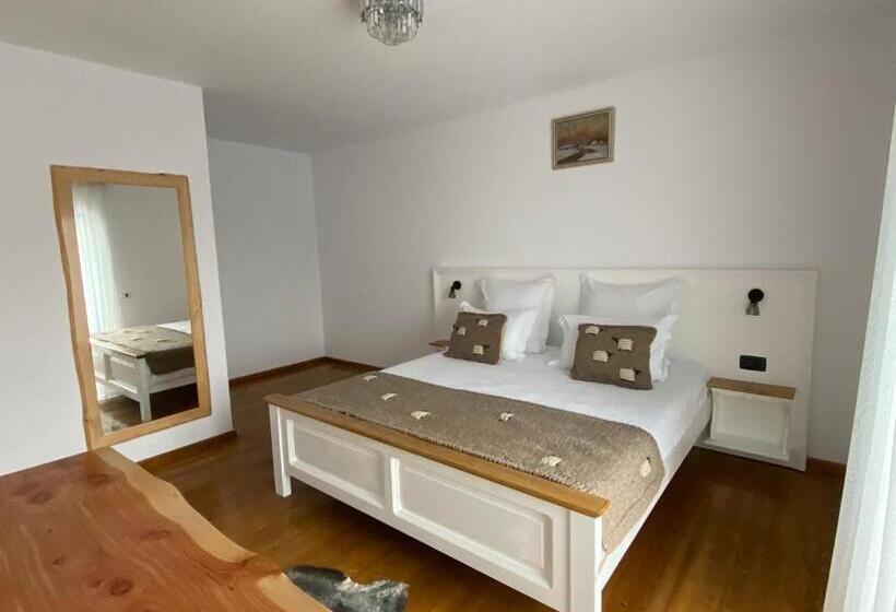 Pensão Paradisul Verde