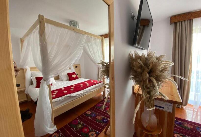 Pensão Paradisul Verde