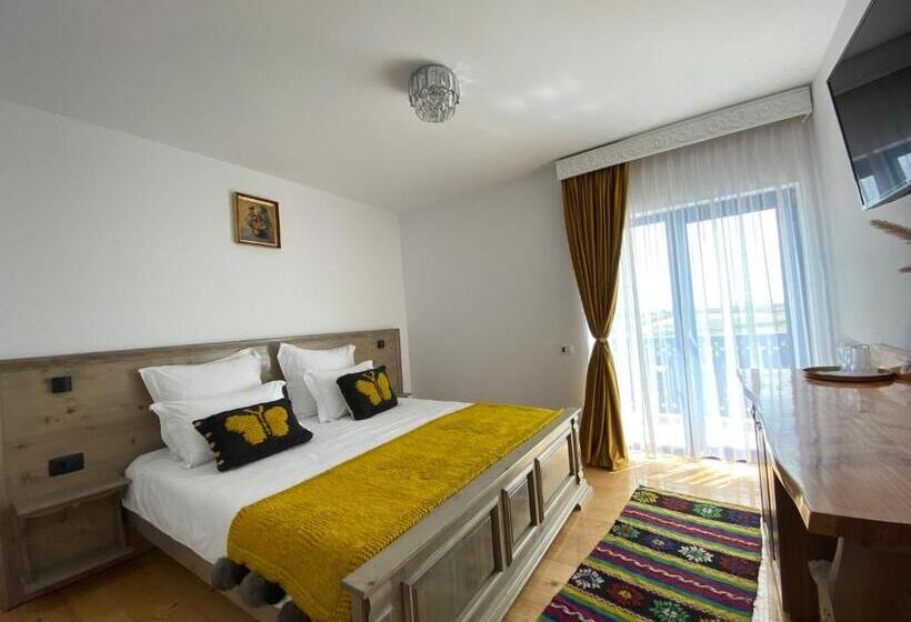 Pensão Paradisul Verde