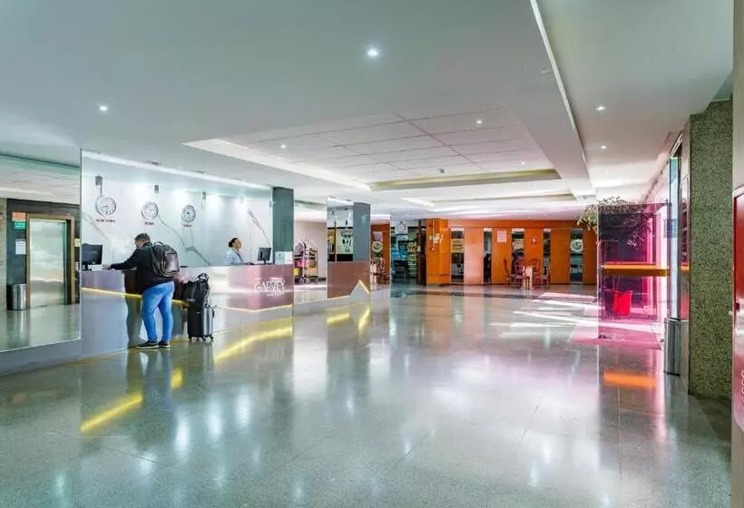 Flat Centro De Brasília Garvey Park Hotel 812