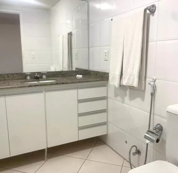 Flat Centro De Brasília Garvey Park Hotel 812