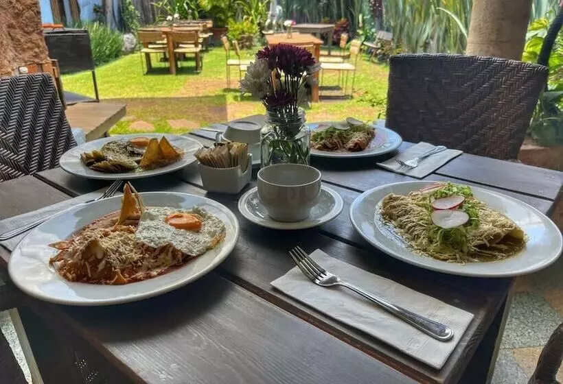ホテル Casa Fresco Restaurante & Hostal