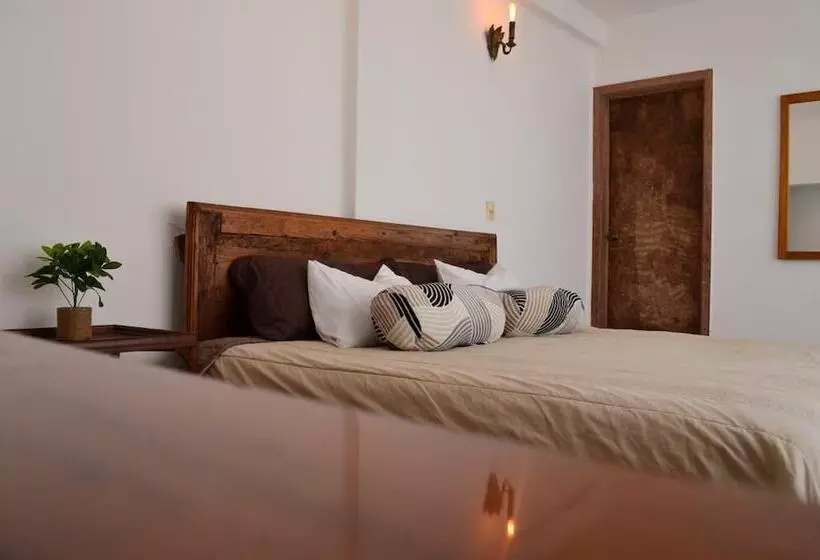 ホテル Casa Fresco Restaurante & Hostal