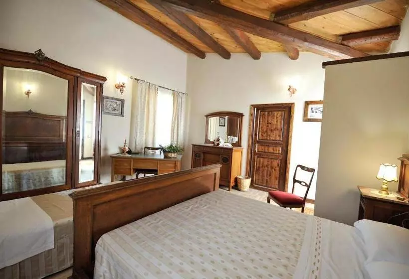 ホテル Luna   Agriturismo La Fattoria Di San Francesco