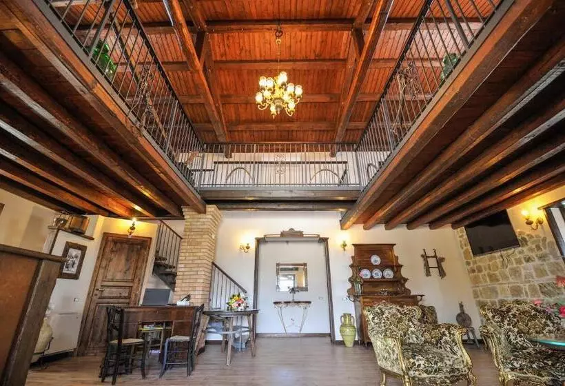 ホテル Luna   Agriturismo La Fattoria Di San Francesco