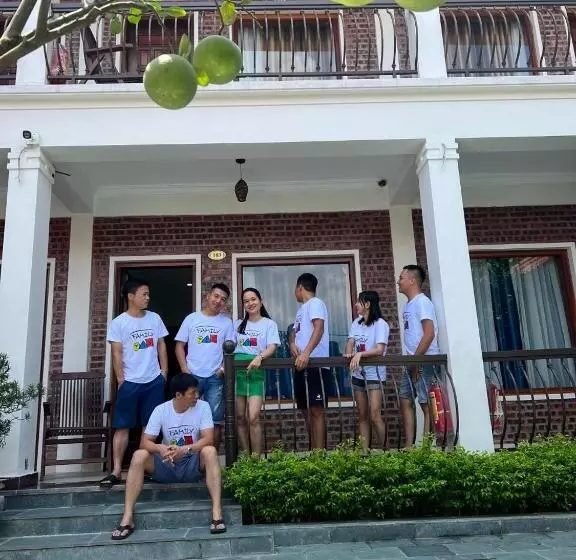 هتل Mai Mountain Homestay
