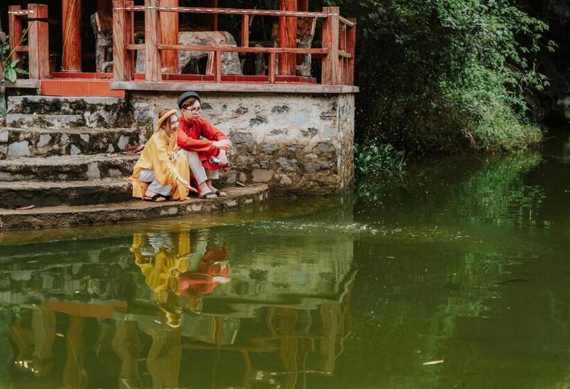 هتل Mai Mountain Homestay