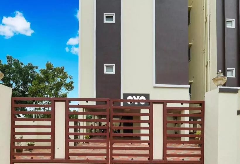 Super Hotel O Ramaraopet Near Kakinada Beach
