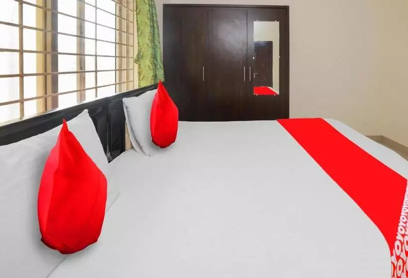 Super Hotel O Ramaraopet Near Kakinada Beach