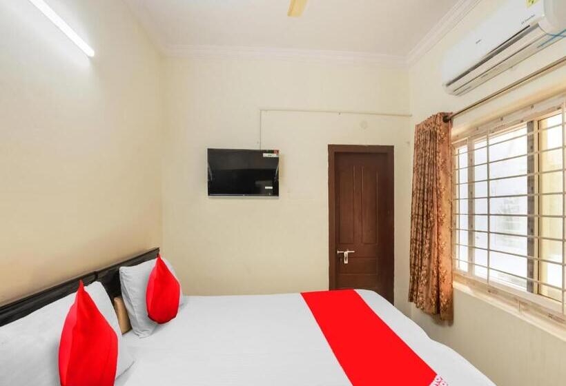 Super Hotel O Ramaraopet Near Kakinada Beach