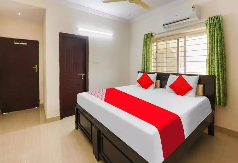 Super Hotel O Ramaraopet Near Kakinada Beach
