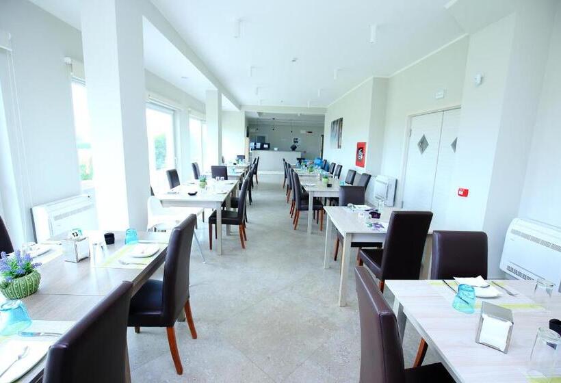 בית מלון כפרי Sand