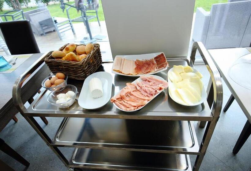 בית מלון כפרי Sand