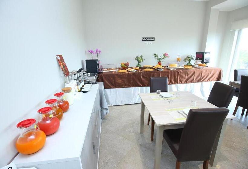 בית מלון כפרי Sand