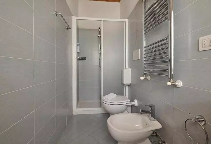 Hotelli Podere Scoldasu   Diana