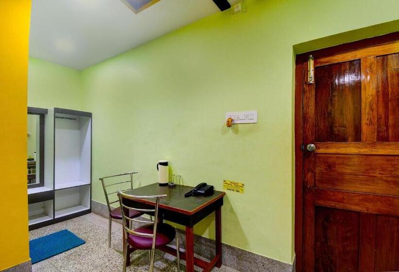 Hotell Oyo Flagship 81403c  Mani Tarini