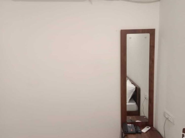 בית מלון כפרי Shreeji S