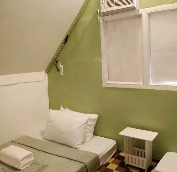 Kawayan Hostel