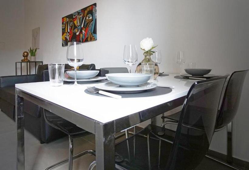 بنسيون New Moon Rooms