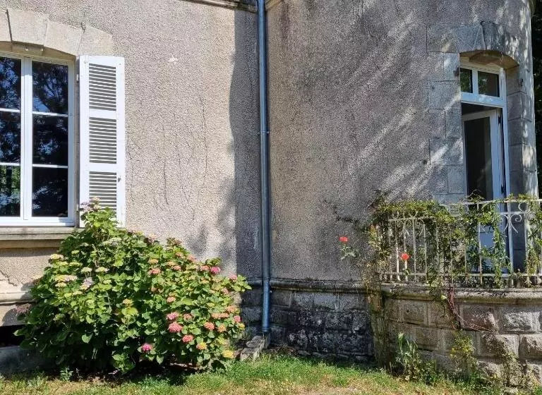 ベッドアンドブレックファースト Chambres D Hôtes Château De Saint Etienne Du Bois