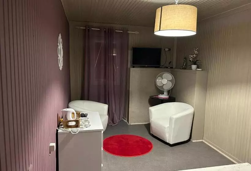 Aamiaismajoitus (B&B) Chambres D Hôtes La Cheminée