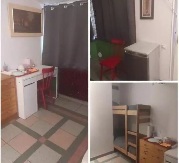 Leleka Hostel
