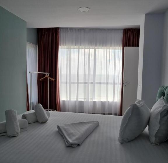 Olimp Sea View Apartments Etajul 11