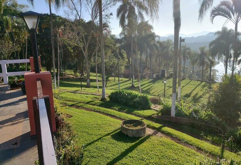 ユースホステル Pousada Solar Das Palmeiras