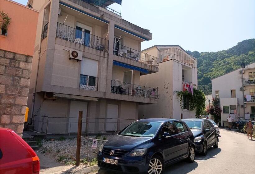 Amisos Apartmani
