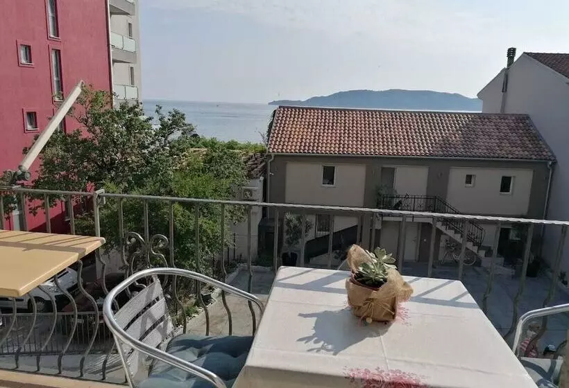 Amisos Apartmani