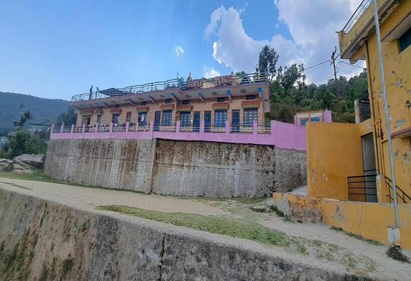 Bed and Breakfast Chaukhamba Viewpoint By Stayapart