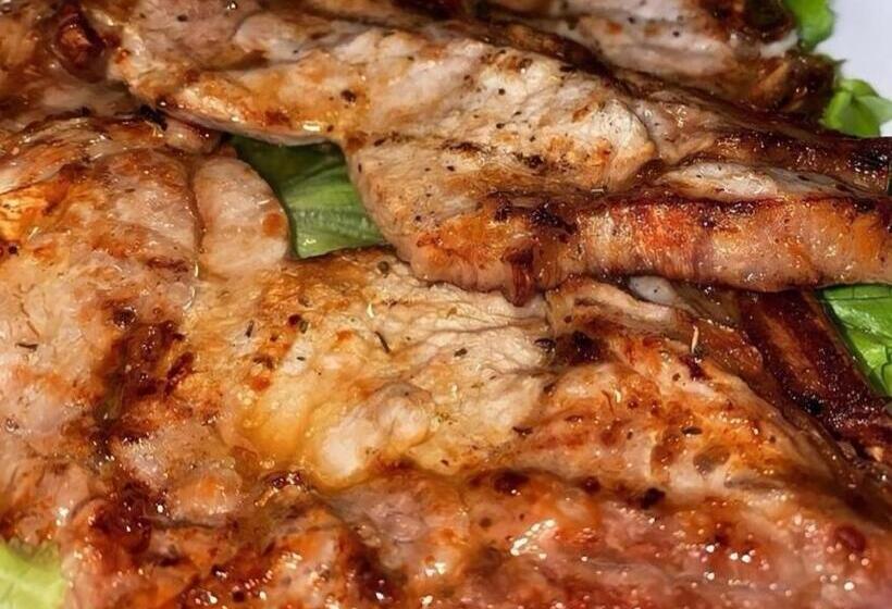 تختخواب و صبحانه Livadhi Guesthouse Komani Lake