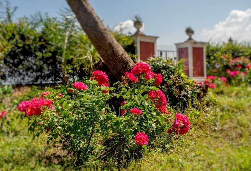 تختخواب و صبحانه Relais Al Castello