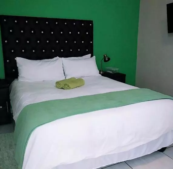 پانسیون Ethithiya Guesthouse & Conferencing