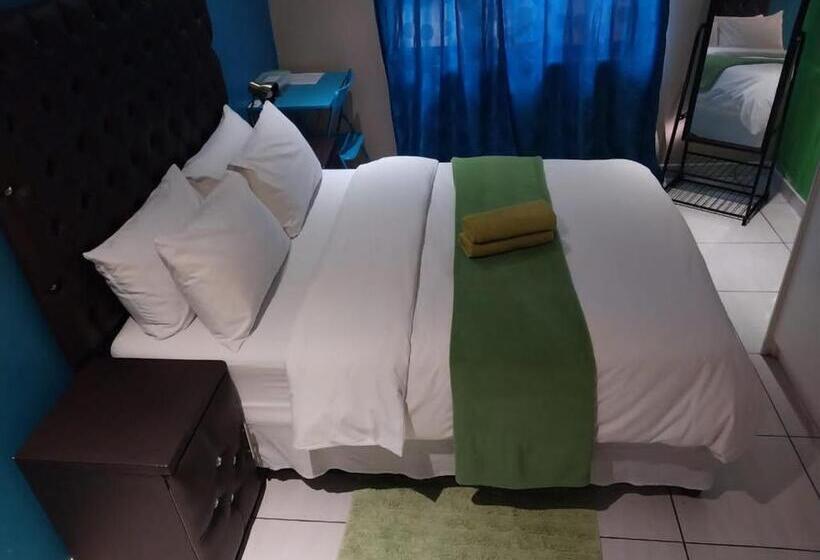 پانسیون Ethithiya Guesthouse & Conferencing