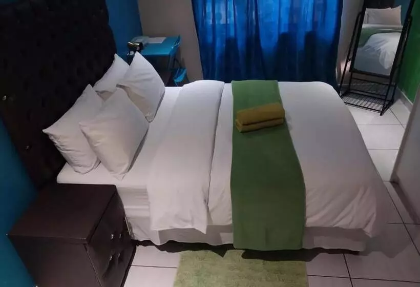 پانسیون Ethithiya Guesthouse & Conferencing