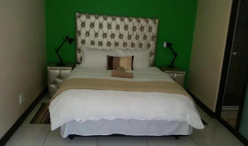 پانسیون Ethithiya Guesthouse & Conferencing