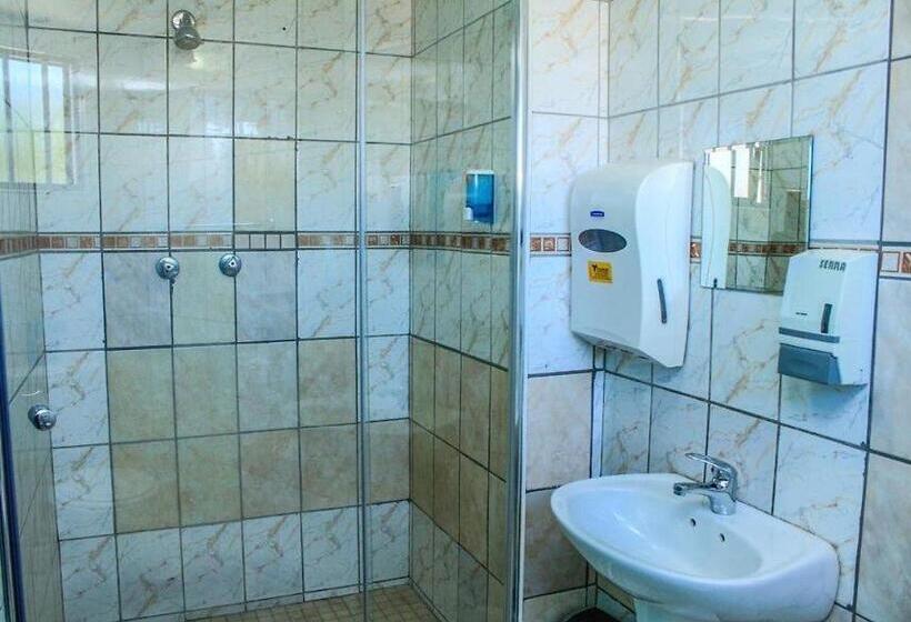 پانسیون Ethithiya Guesthouse & Conferencing