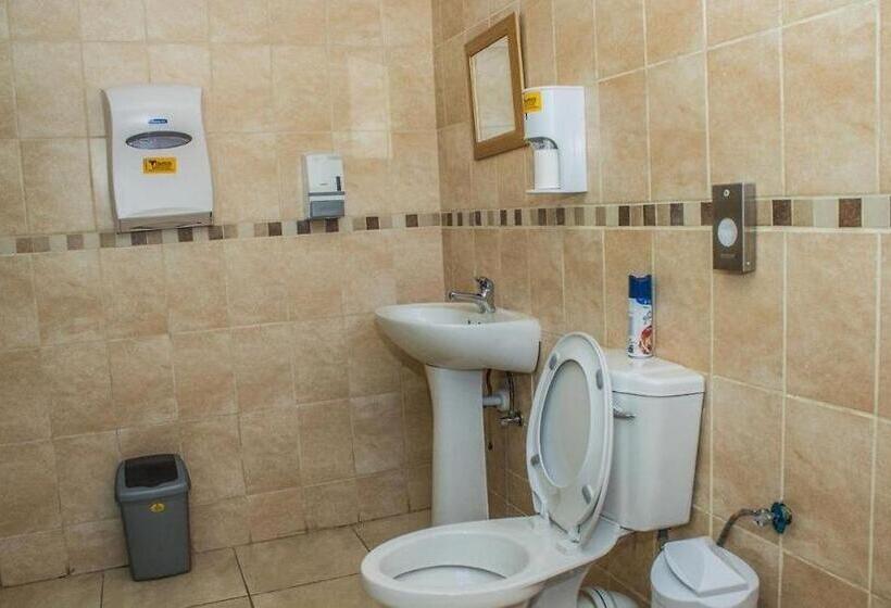 پانسیون Ethithiya Guesthouse & Conferencing