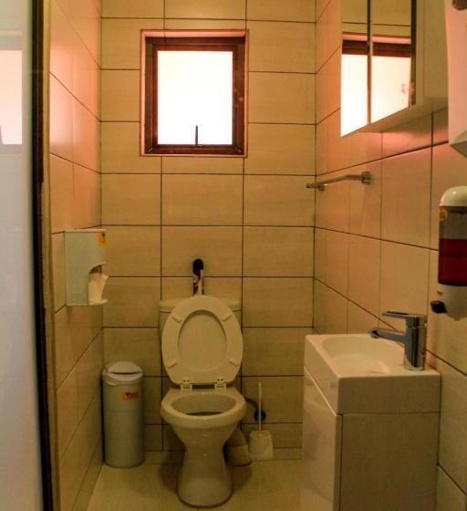 پانسیون Ethithiya Guesthouse & Conferencing