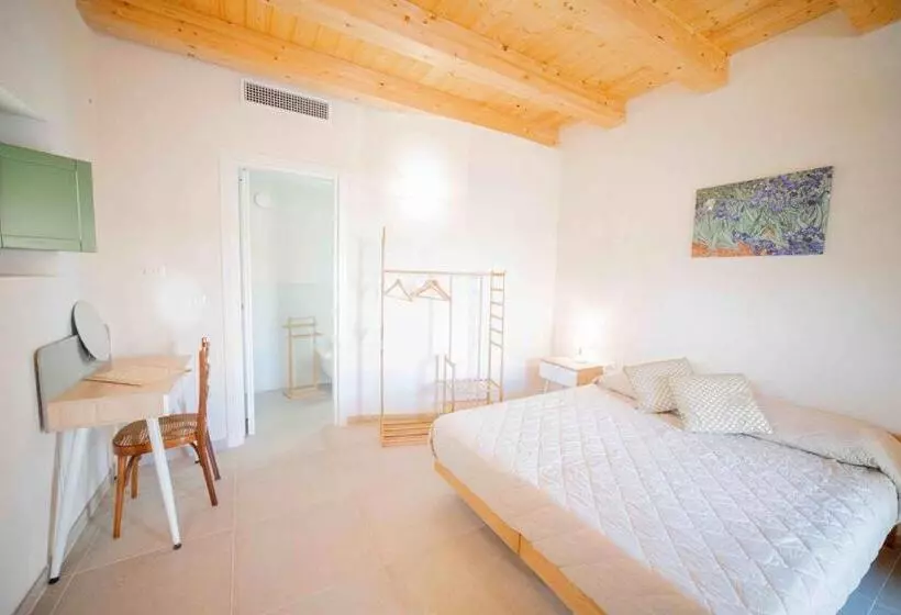 ペンション Il Fiore Della Vita Trulli Country House